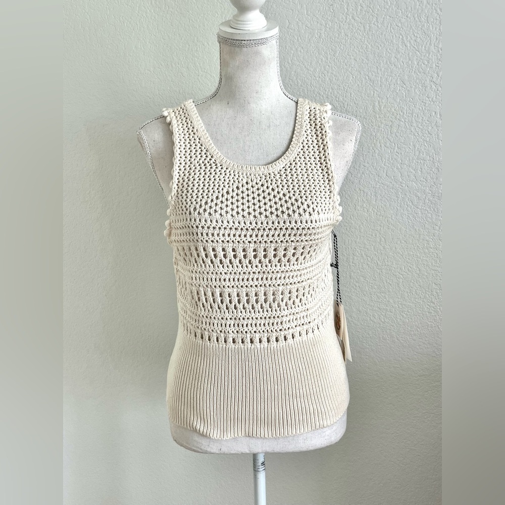 New Elegant Cream Crochet Women's Top - Picture 3 of 6